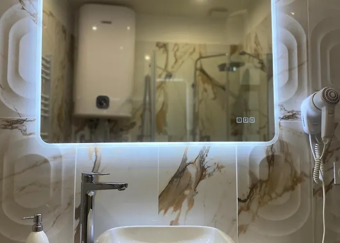 Апартаменты Serenite Au Centre N 5 *